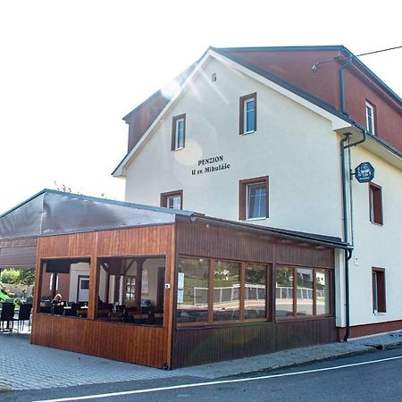 Hostinec A Penzion U Sv. Mikulase Hotel Hať Eksteriør billede